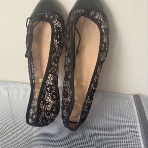 French Sole Black Lace Women's Flats